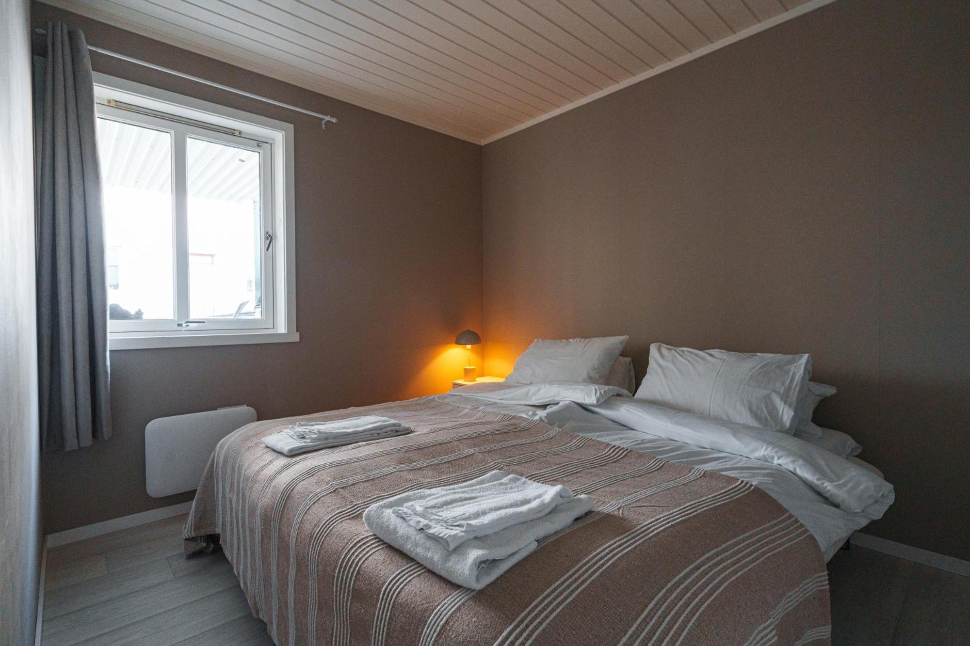 2 And 3 Rooms Apartments Tromsø Esterno foto