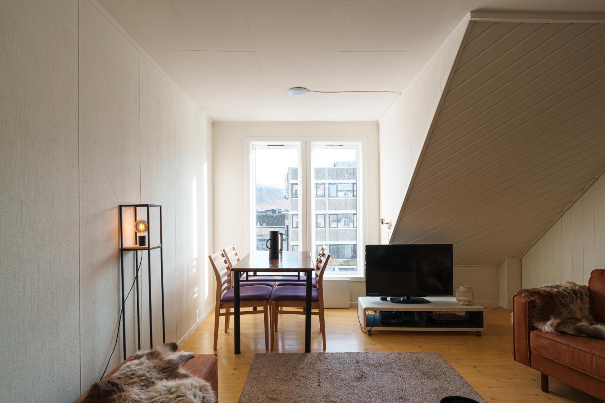 2 And 3 Rooms Apartments Tromsø Esterno foto