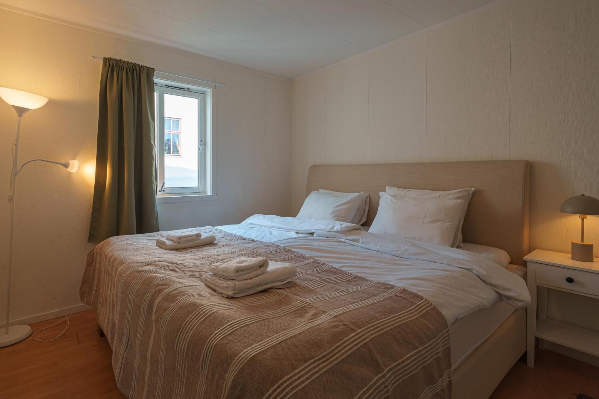 2 And 3 Rooms Apartments Tromsø Esterno foto